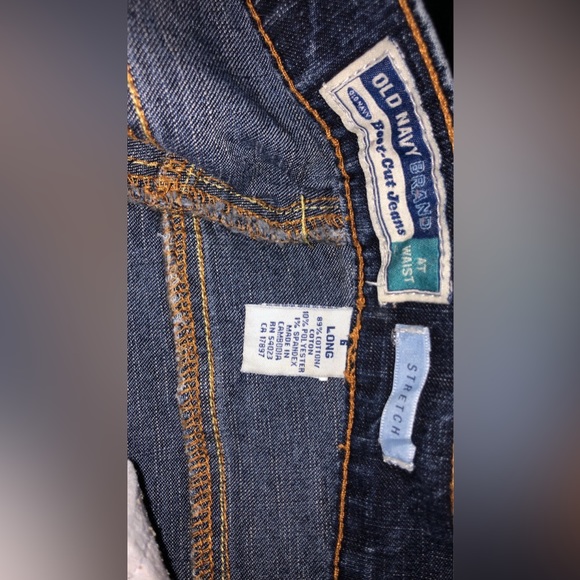 Old navy boot cut jeans size 6 long - Picture 3 of 3